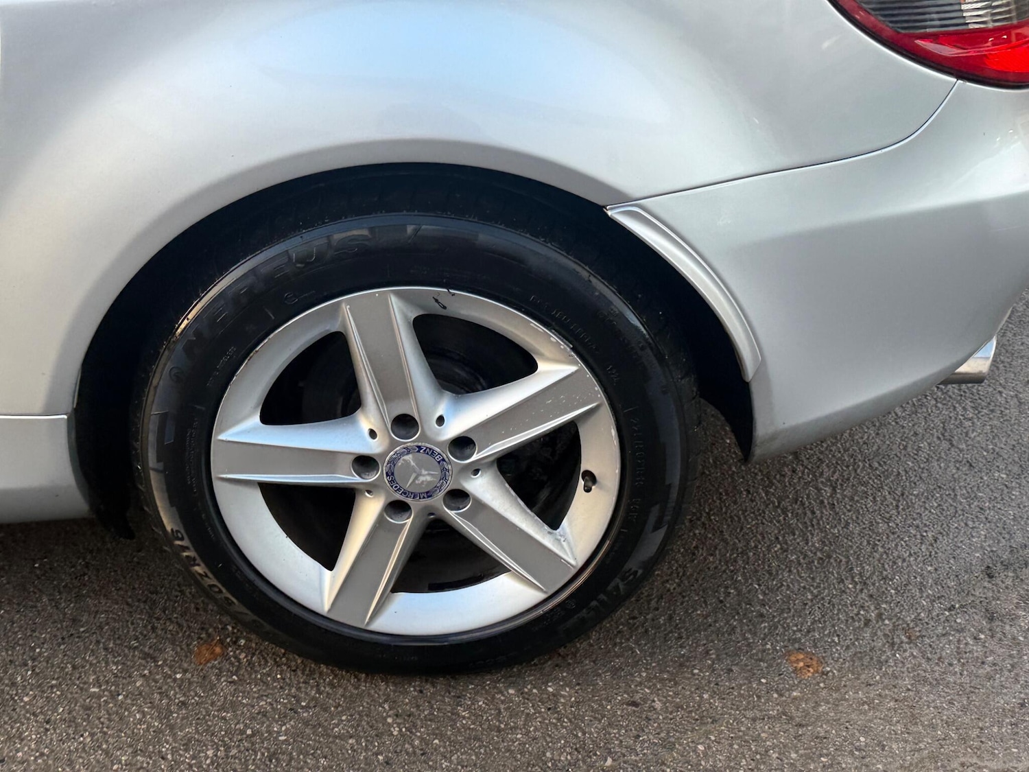 Used Mercedes-Benz SLK 2010 for sale - 76824803: Photo 11