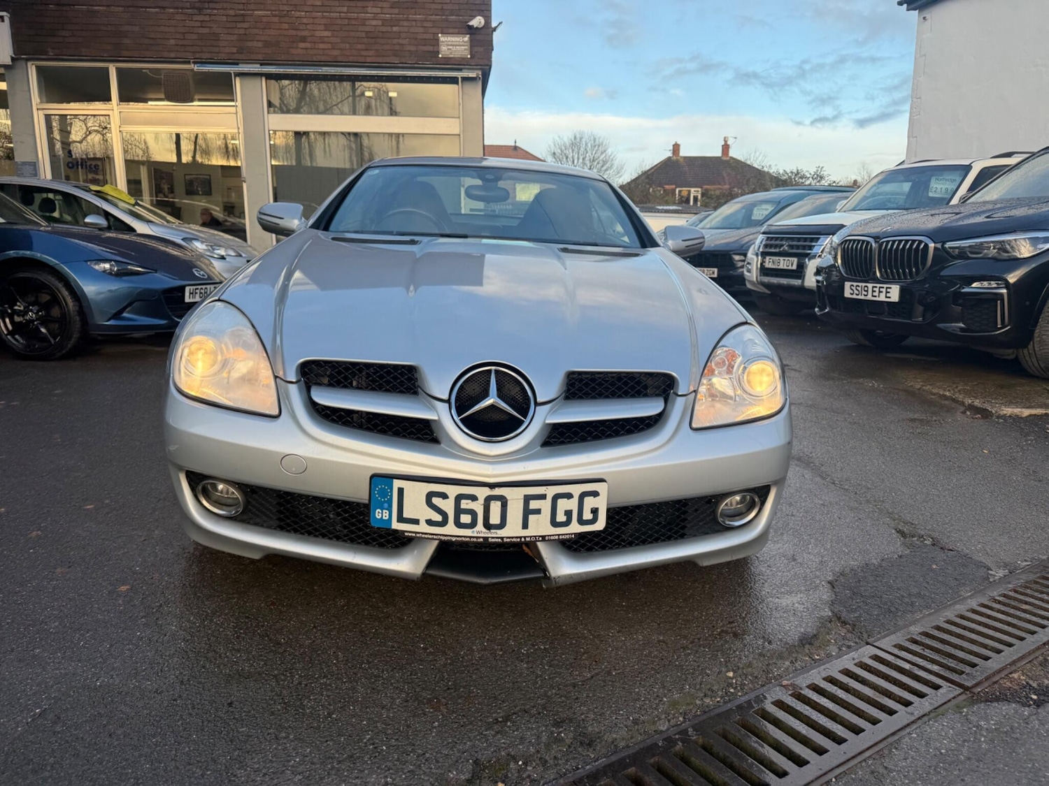 Used Mercedes-Benz SLK 2010 for sale - 76824803: Photo 16