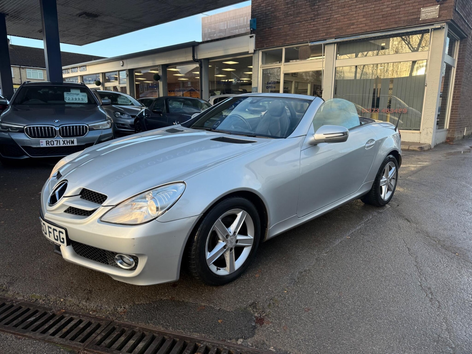 Used Mercedes-Benz SLK 2010 for sale - 76824803: Photo 18