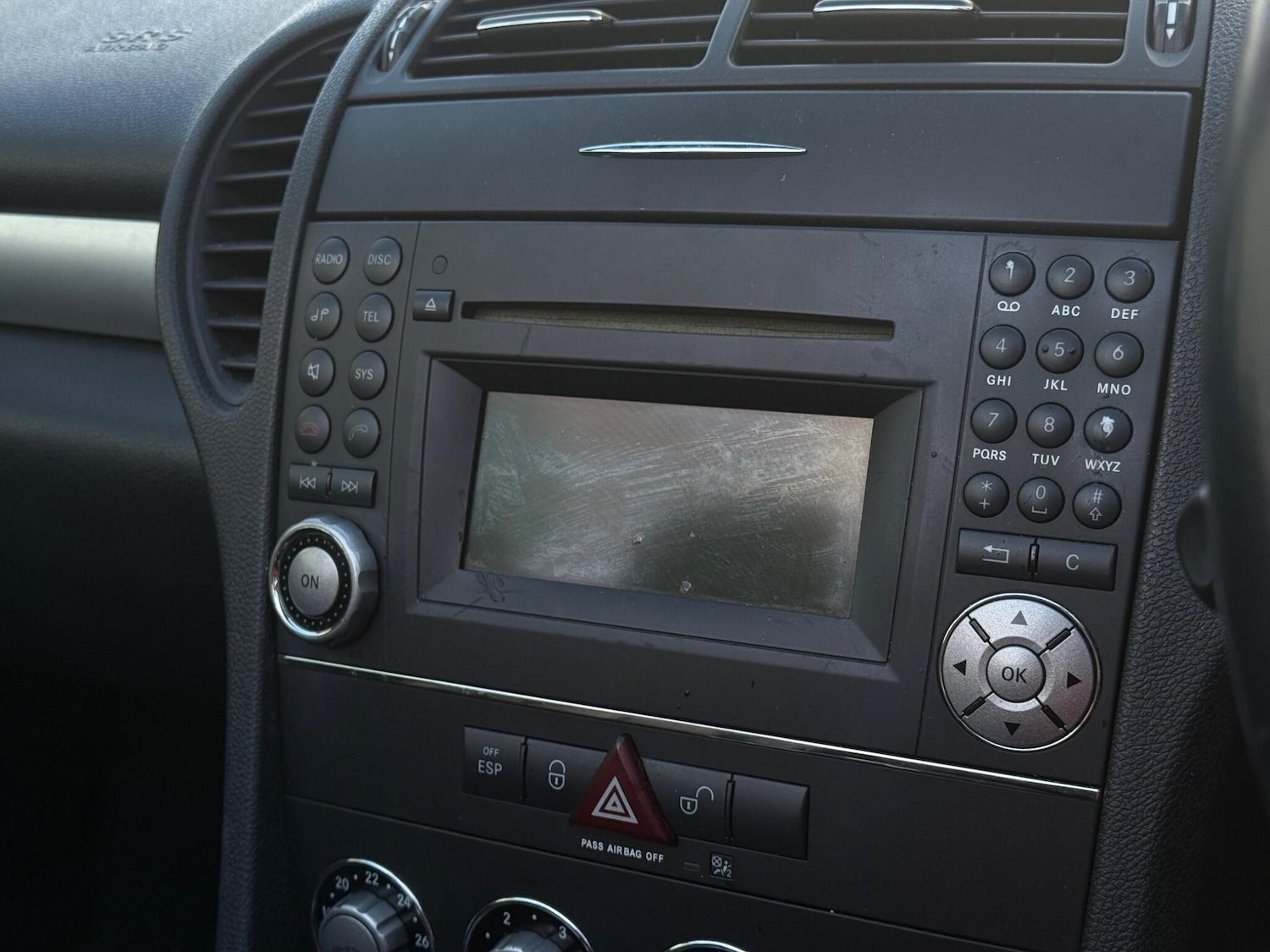 Used Mercedes-Benz SLK 2010 for sale - 76824803: Photo 28