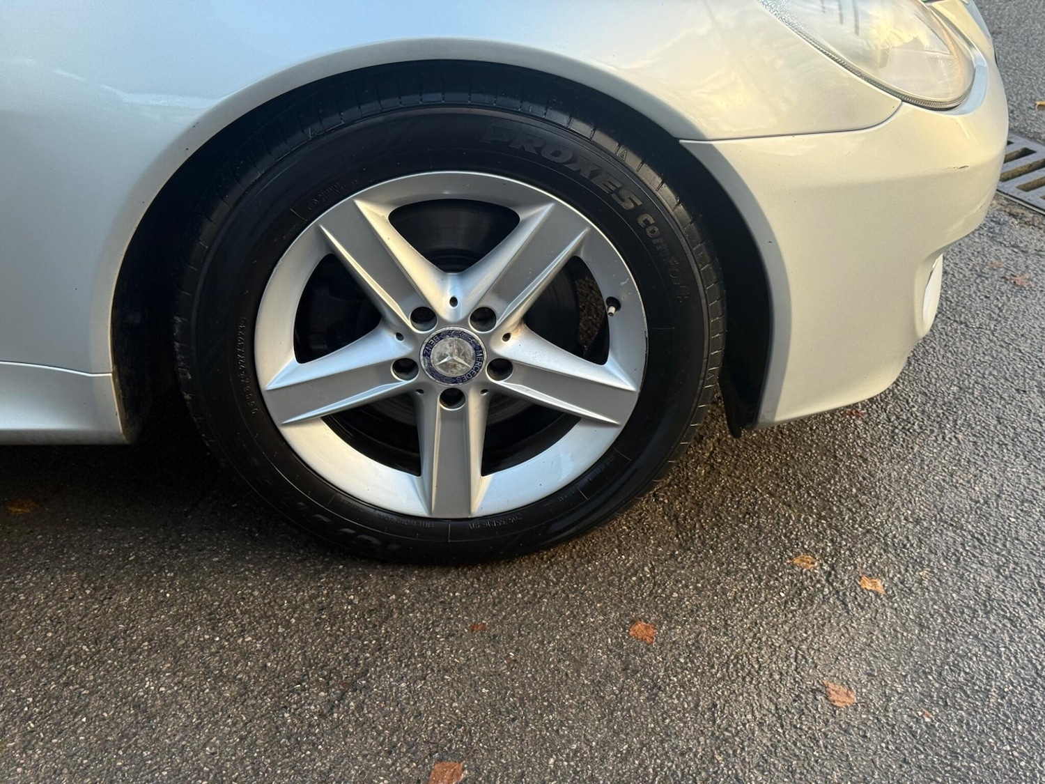 Used Mercedes-Benz SLK 2010 for sale - 76824803: Photo 5