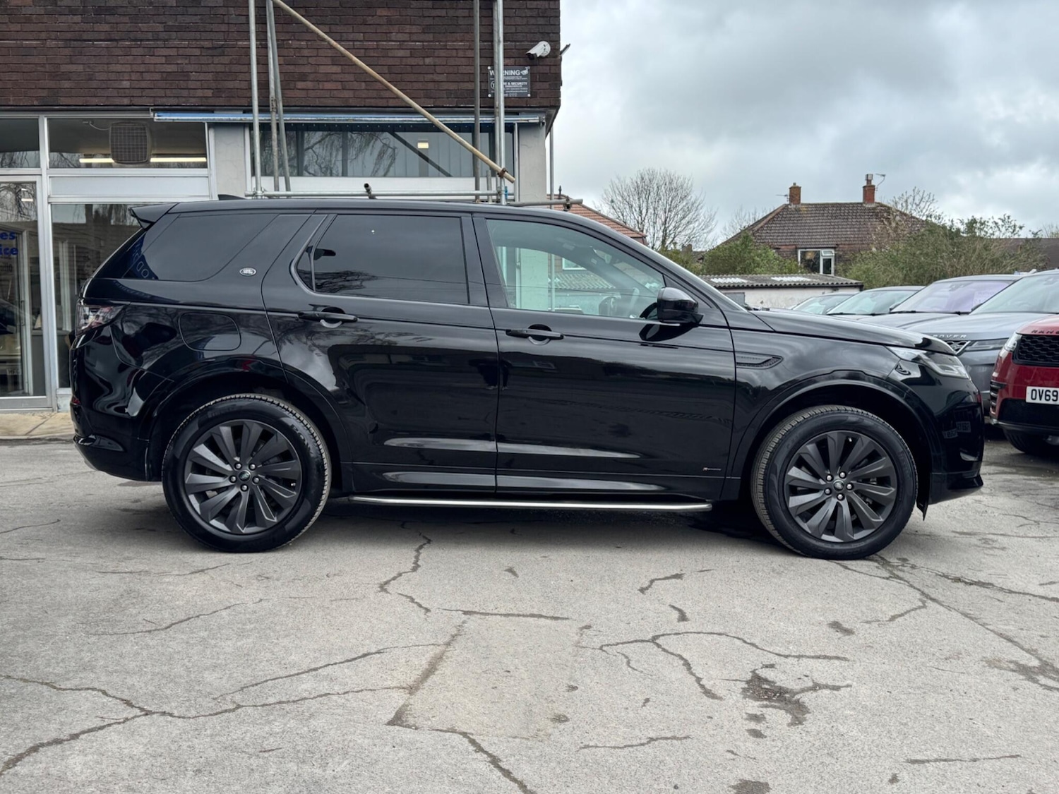 Used Land Rover Discovery Sport for sale - 78135533: Photo 2