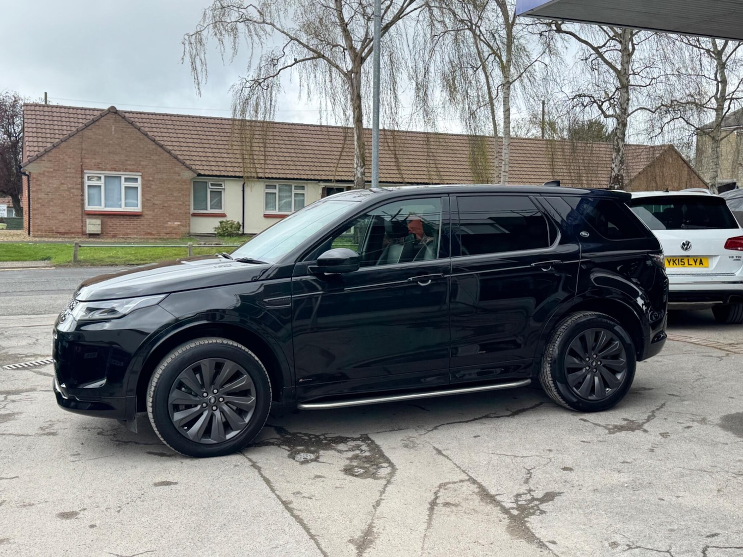 Used Land Rover Discovery Sport for sale - 78135533: Photo 9