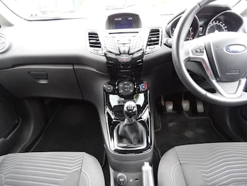 Used Ford Fiesta 2016 for sale - 79301595: Photo