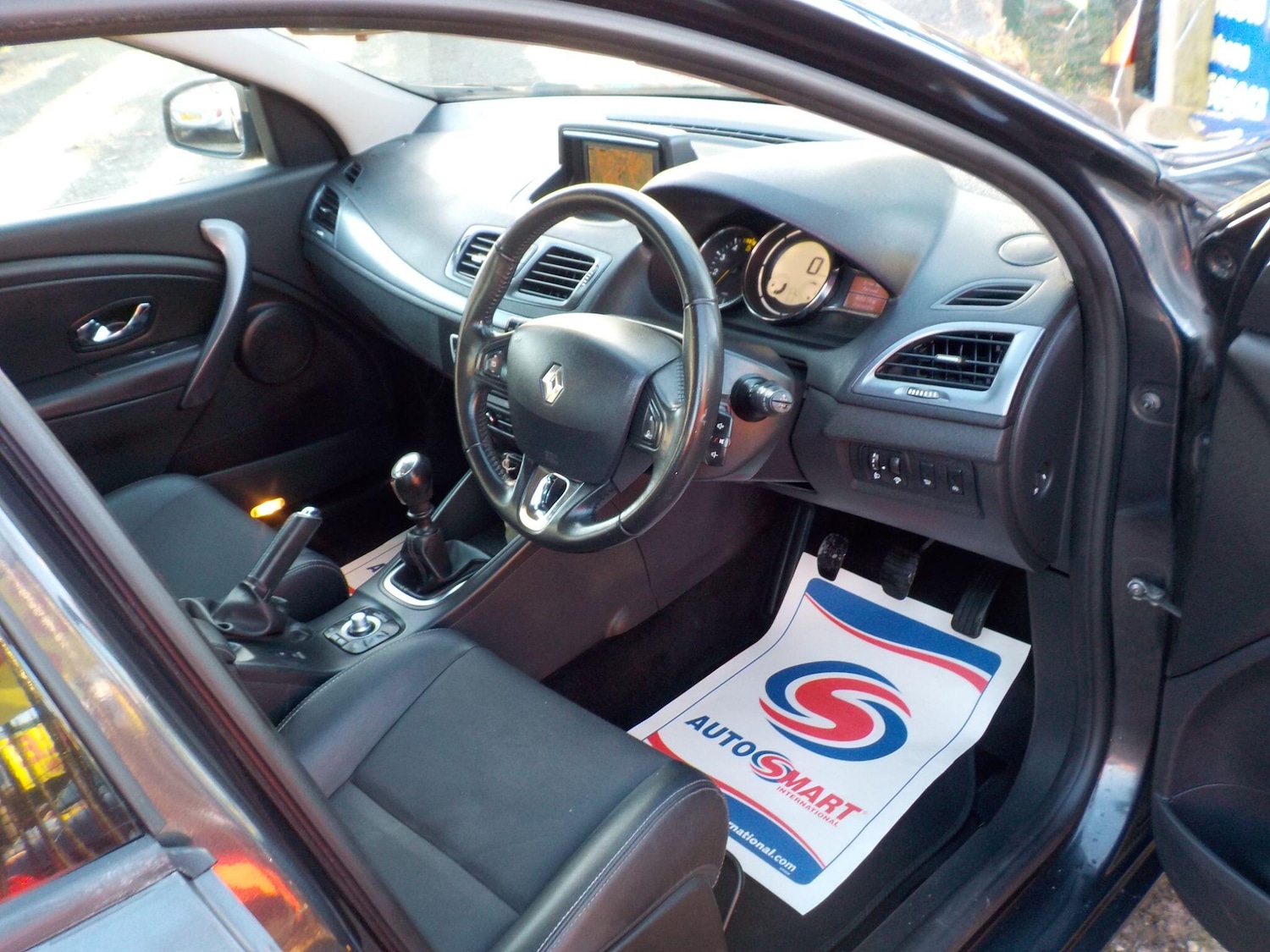 Used Renault Megane 2014 for sale - 76700933: Photo 10