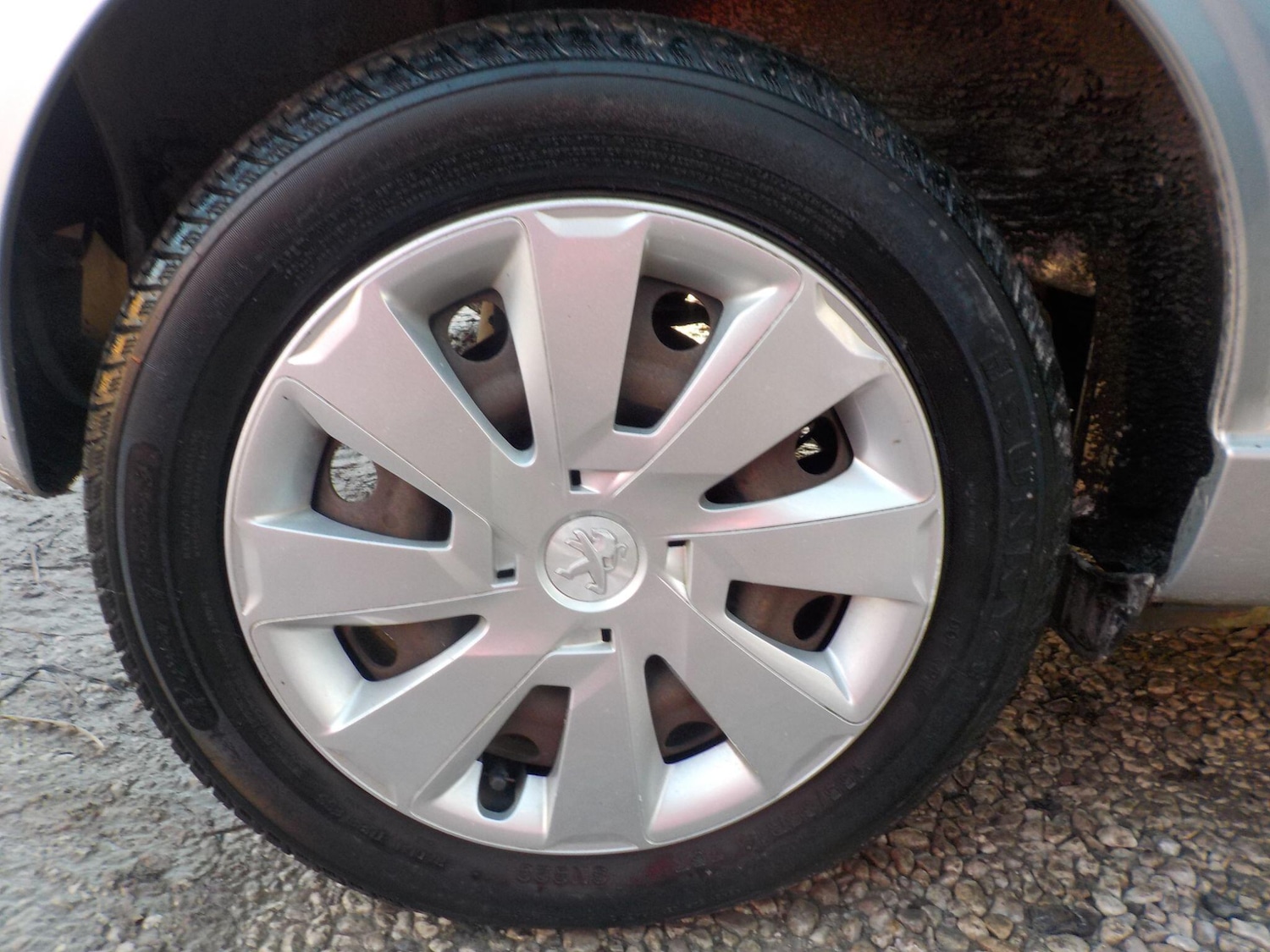 Used Peugeot 107 2012 for sale - 76701495: Photo 18