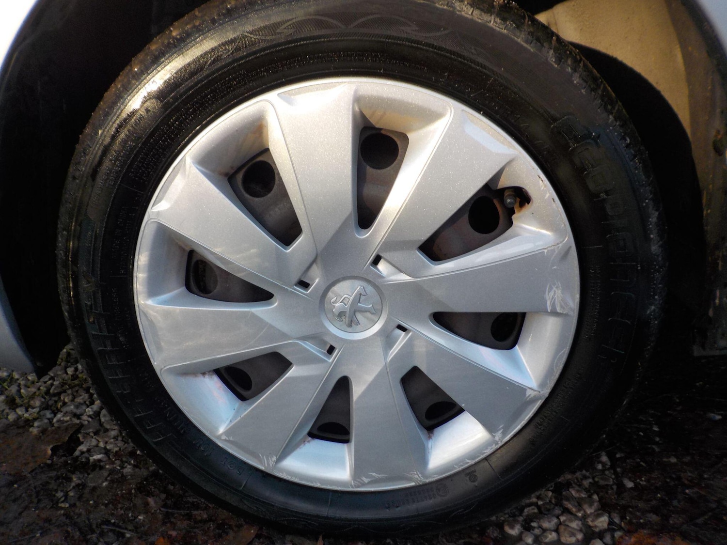 Used Peugeot 107 2012 for sale - 76701495: Photo 27