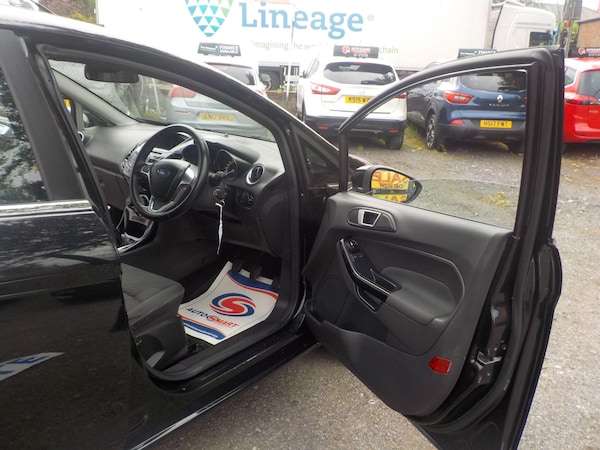 Used Ford Fiesta 2014 for sale - 75519093: Photo 18