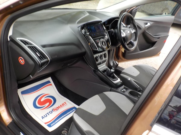 Used Ford Focus 2013 for sale - 75647180: Photo 11