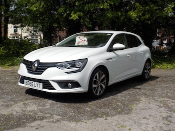 Used Renault Megane 2016 for sale - 78572984: Photo