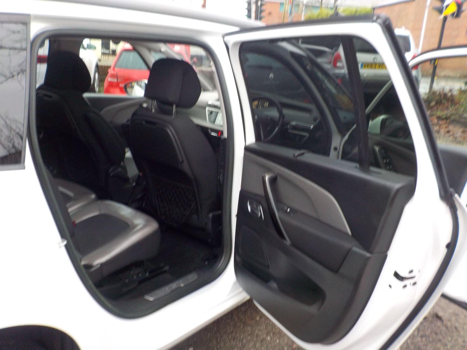 Used Citroen C4 Grand Picasso 2014 for sale - 76997061: Photo 21