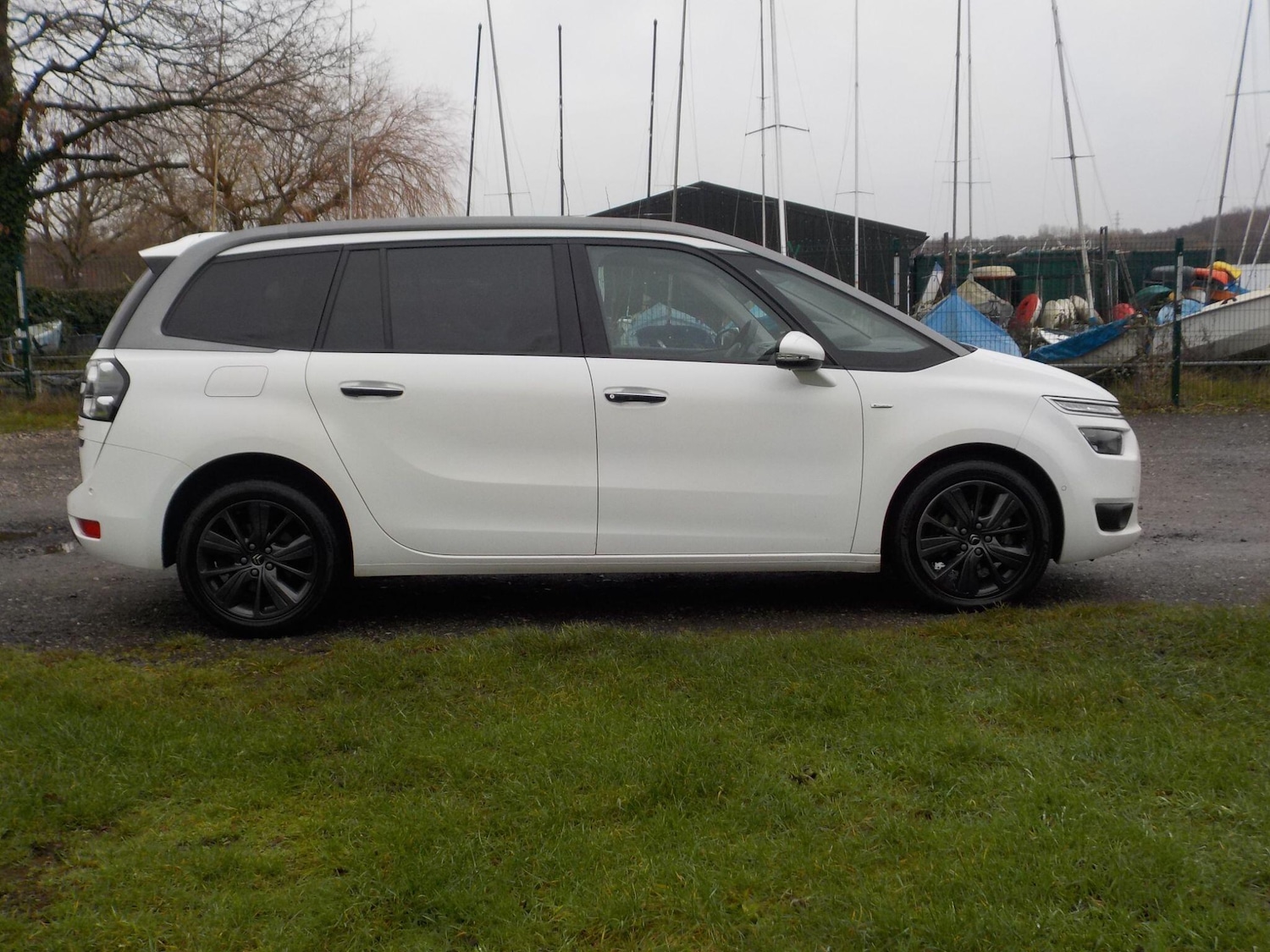 Used Citroen C4 Grand Picasso 2014 for sale - 76997061: Photo 6