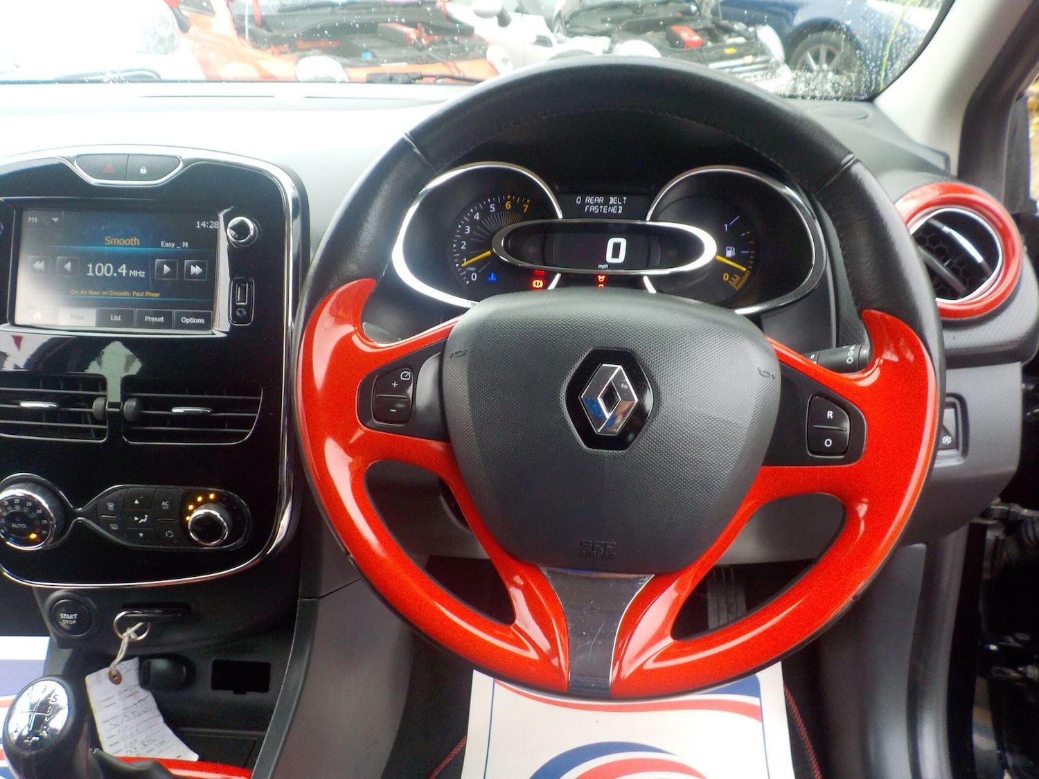 Used Renault Clio 2013 for sale - 76850505: Photo 14