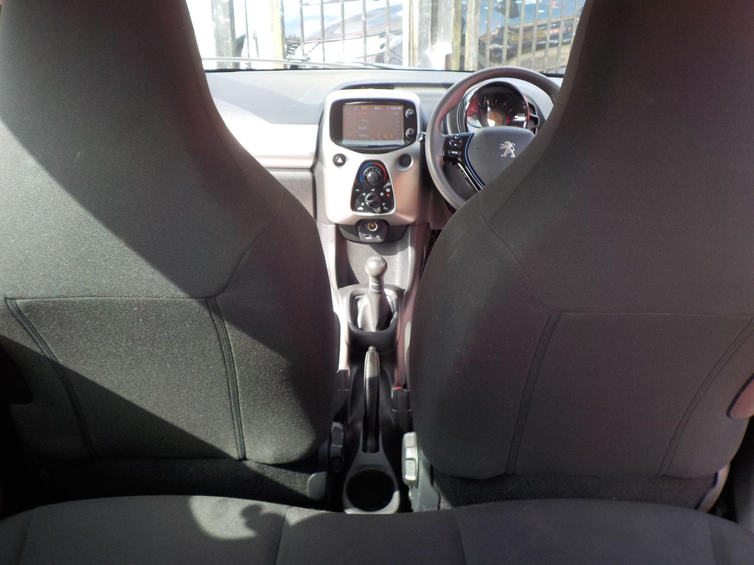 Used Peugeot 108 2018 for sale - 76994900: Photo 24