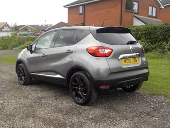 Used Renault Captur 2016 for sale - 79726311: Photo