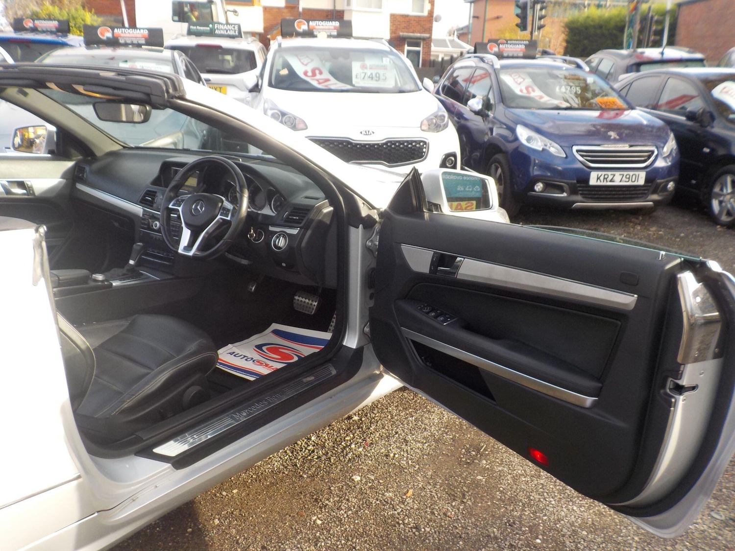 Used Mercedes-Benz E Class 2012 for sale - 76992741: Photo 31