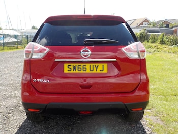 Used Nissan X-Trail 2017 for sale - 78843285: Photo