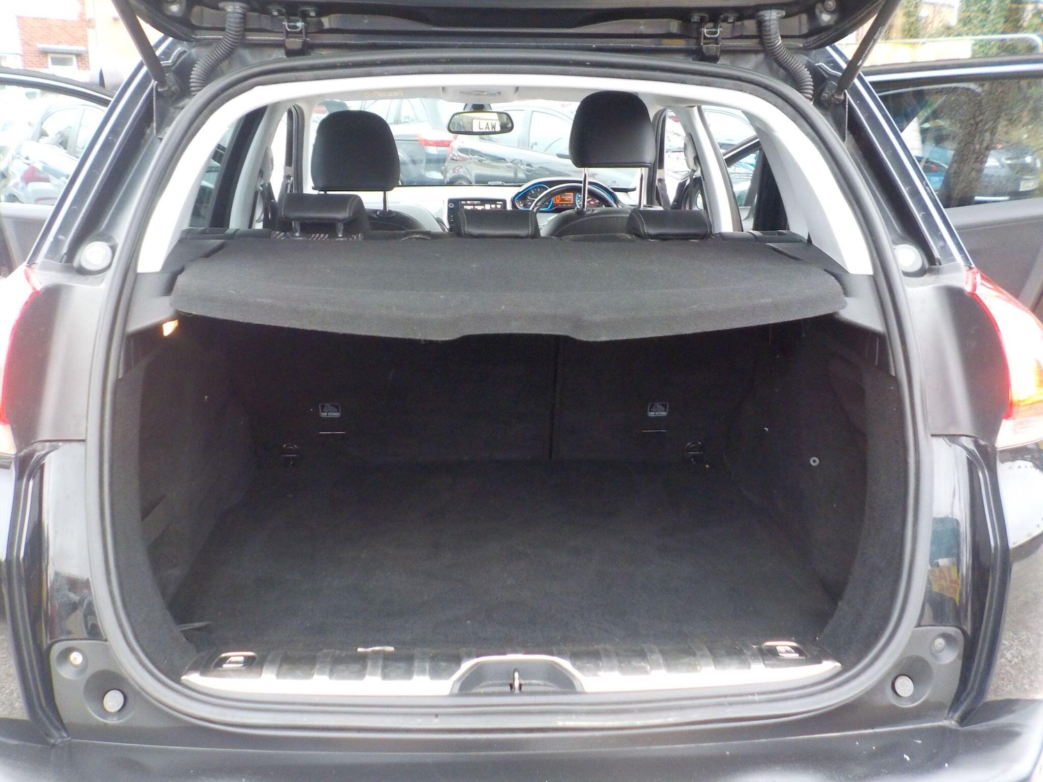 Used Peugeot 2008 for sale - 77808751: Photo 27