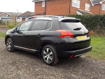 Used Peugeot 2008 2016 for sale - 77808751: Photo