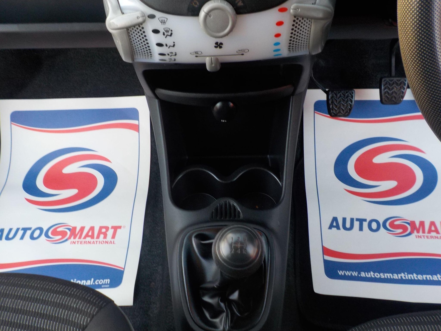 Used Peugeot 107 2012 for sale - 77320292: Photo 14