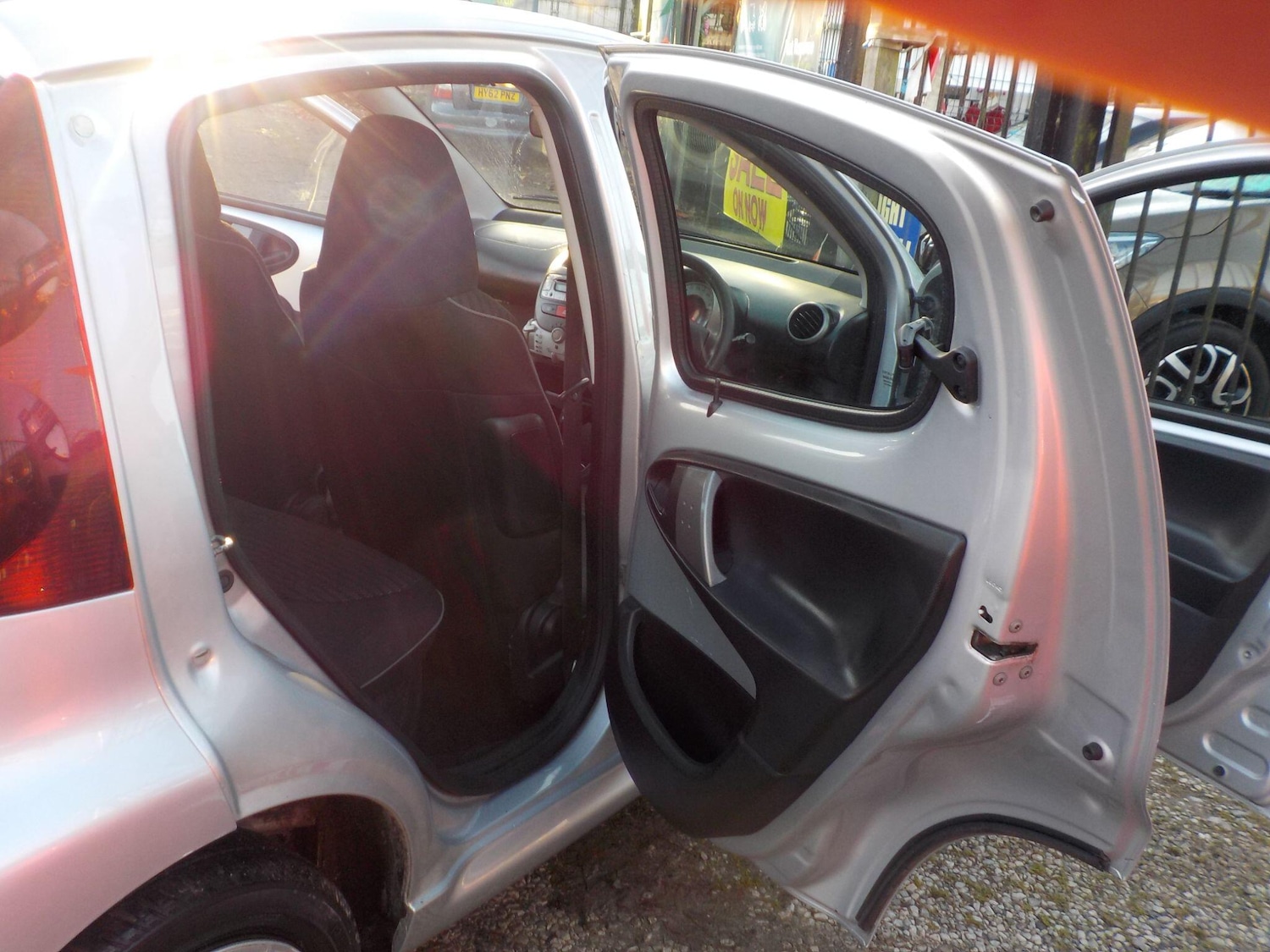 Used Peugeot 107 2012 for sale - 77320292: Photo 17