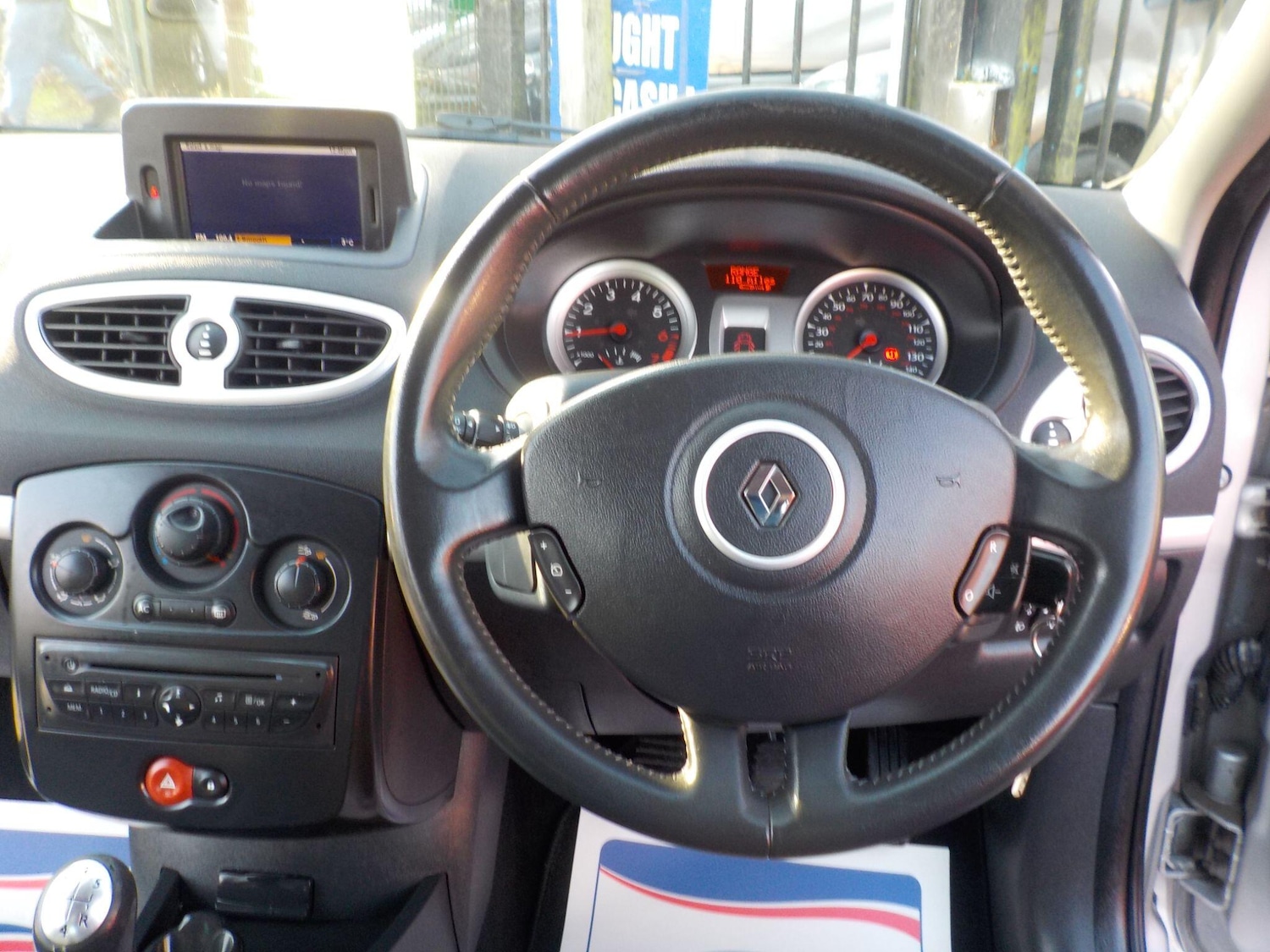 Used Renault Clio 2010 for sale - 76667297: Photo 14