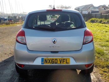Used Renault Clio 2010 for sale - 76667297: Photo
