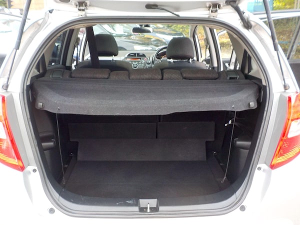 Used Honda Jazz 2014 for sale - 76259840: Photo 22