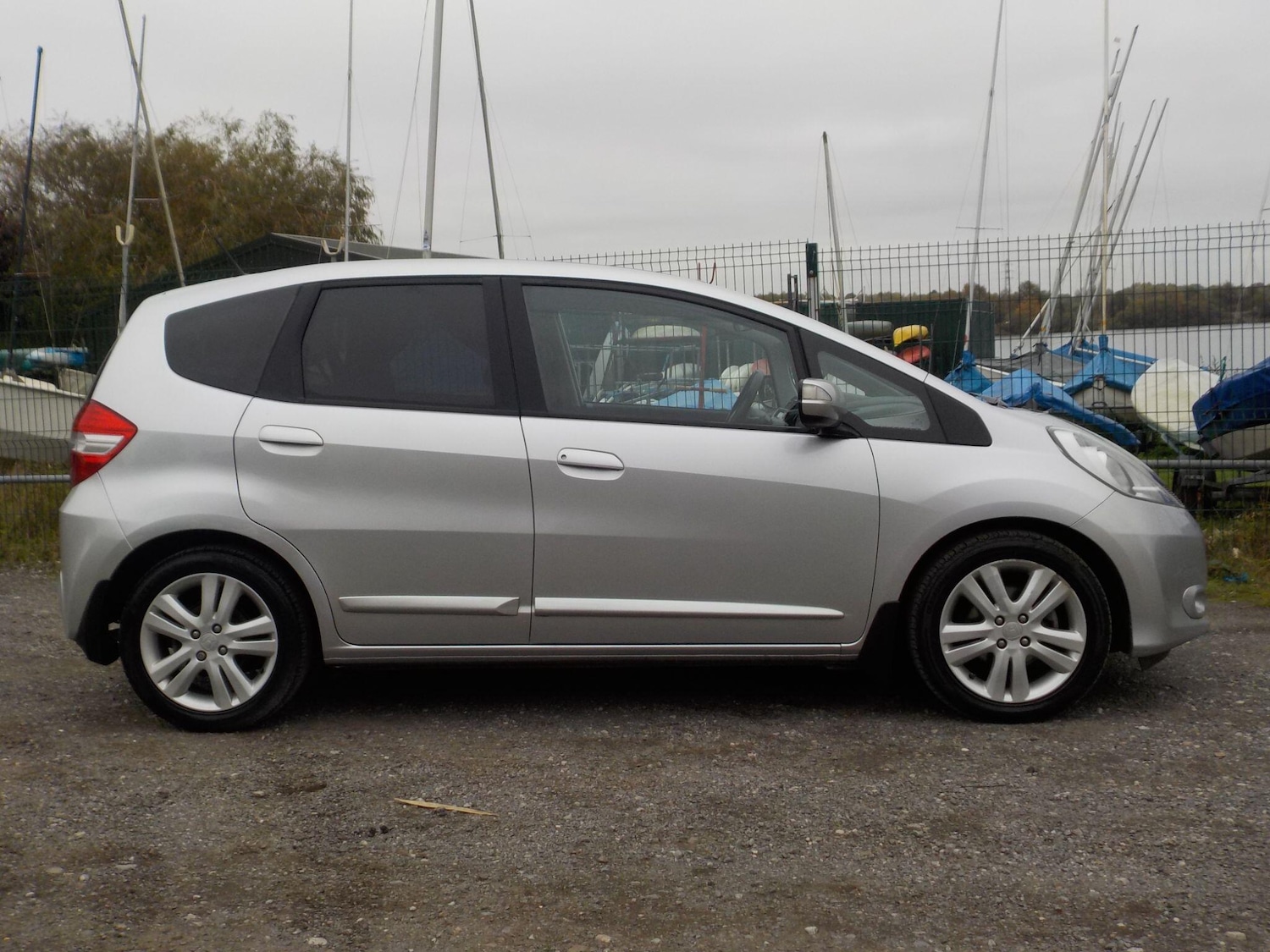 Used Honda Jazz 2014 for sale - 76259840: Photo 6