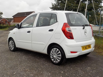 Used Hyundai i10 2011 for sale - 75810263: Photo