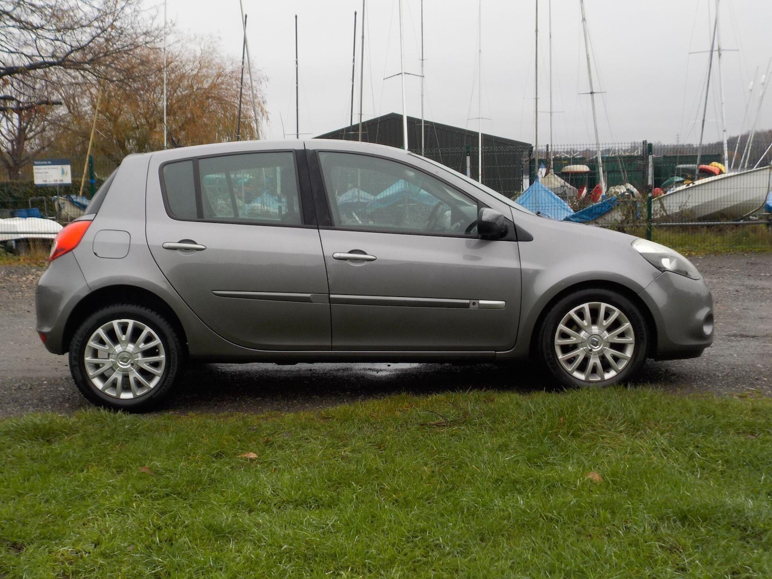 Used Renault Clio 2011 for sale - 76667023: Photo 6