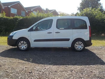 Used Citroen Berlingo Multispace 2015 for sale - 79374462: Photo
