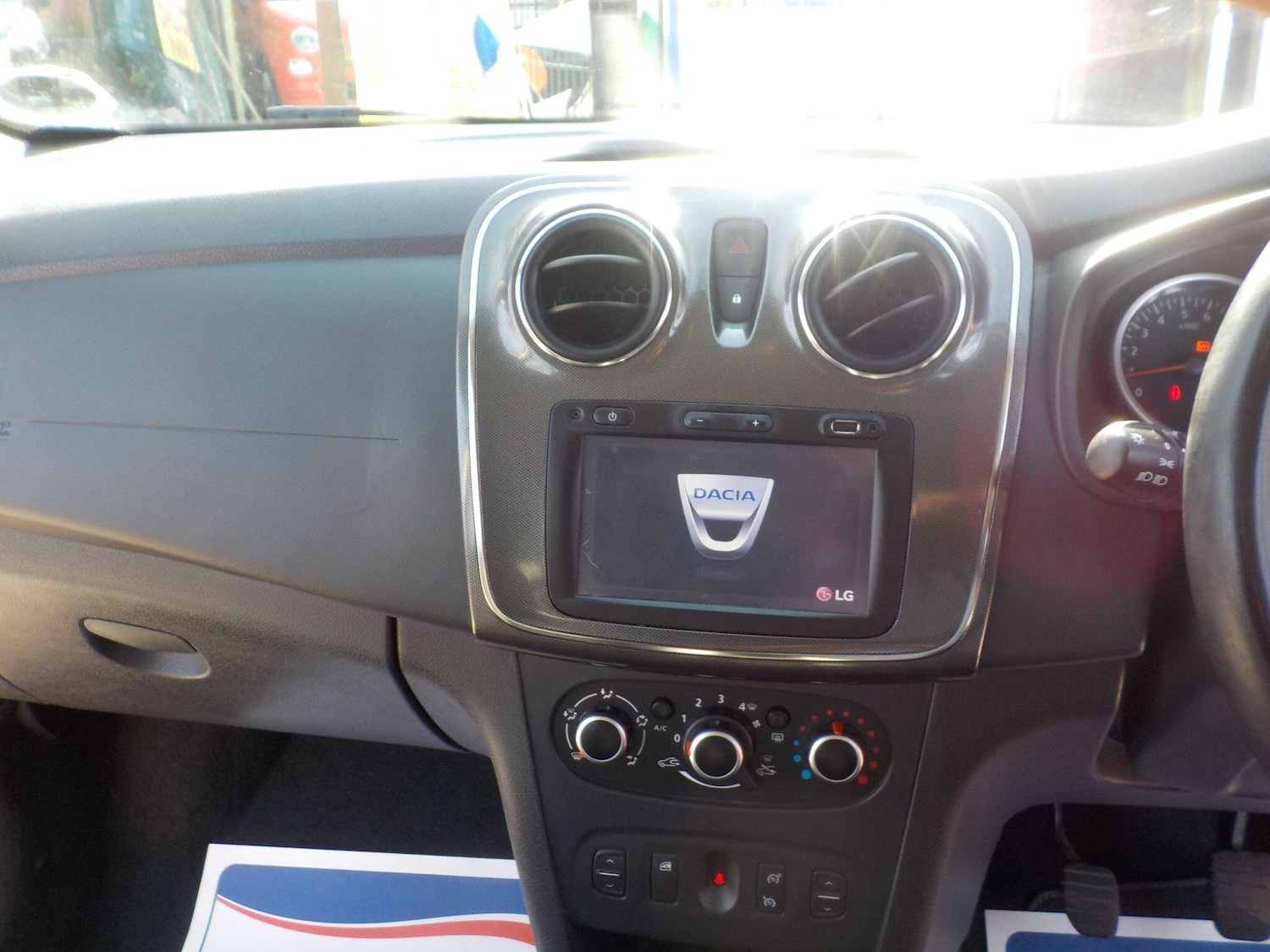 Used Dacia Sandero Stepway 2018 for sale - 78157701: Photo 16