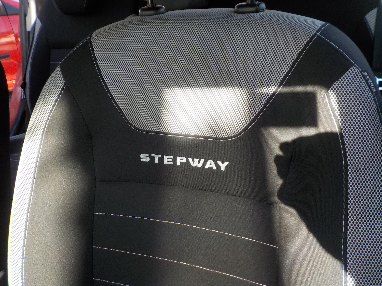 Used Dacia Sandero Stepway 2018 for sale - 78157701: Photo 25