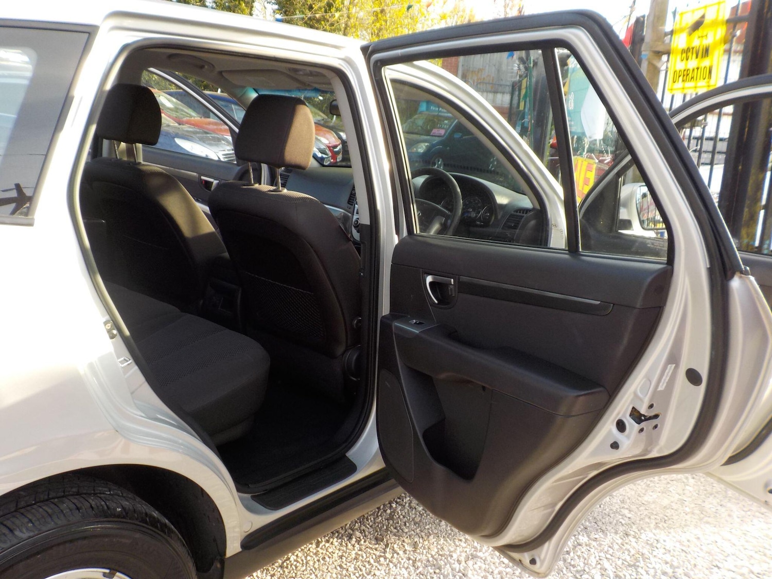 Used Hyundai Santa Fe 2010 for sale - 78171535: Photo 22