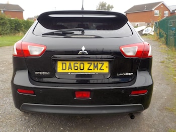 Used Mitsubishi Lancer 2011 for sale - 76550586: Photo