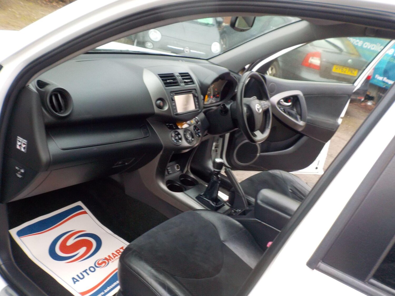 Used Toyota RAV4 2012 for sale - 77509929: Photo 11