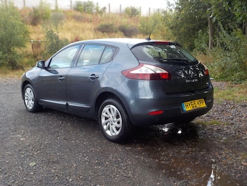 Used Renault Megane 2015 for sale - 79425718: Photo