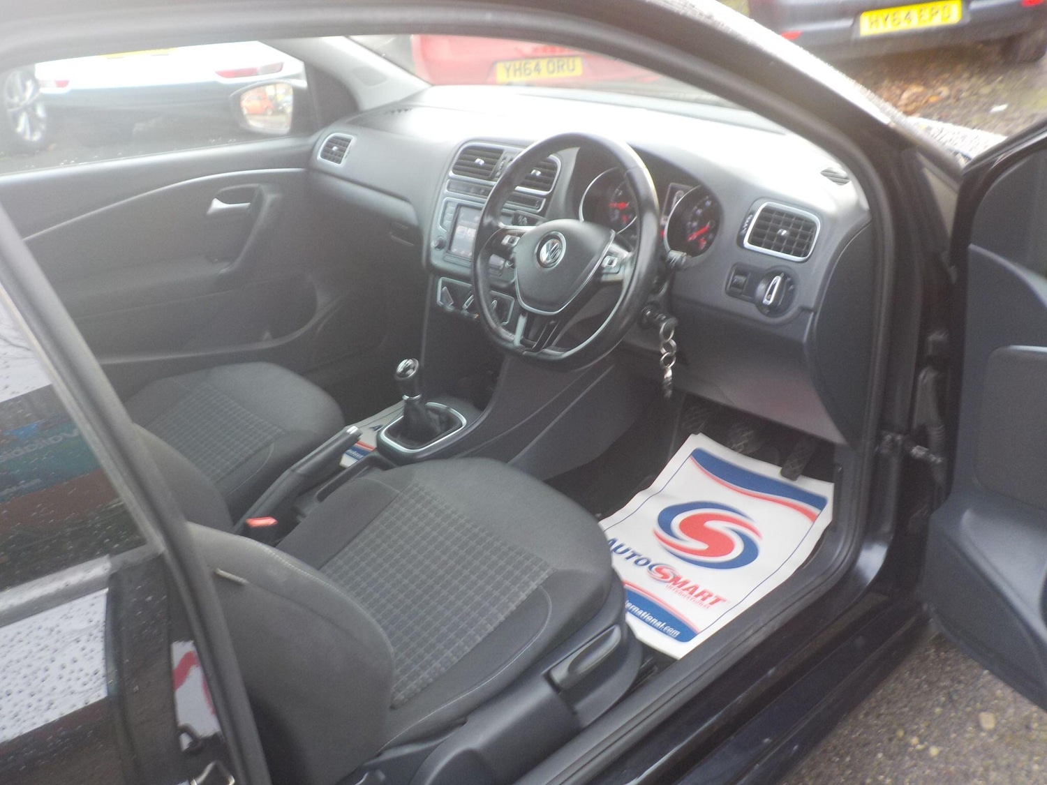 Used Volkswagen Polo 2015 for sale - 76965298: Photo 10