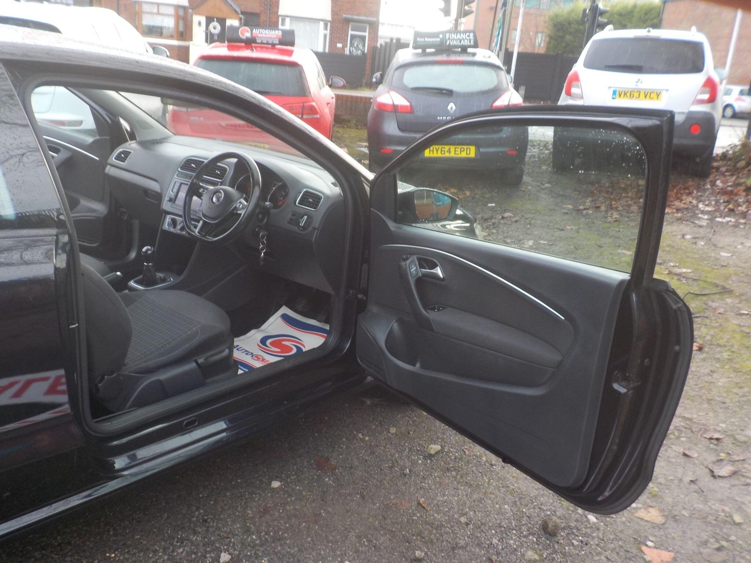 Used Volkswagen Polo 2015 for sale - 76965298: Photo 17