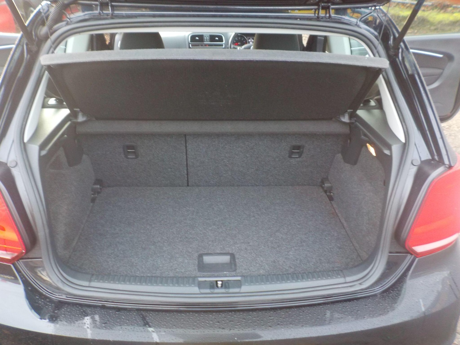 Used Volkswagen Polo 2015 for sale - 76965298: Photo 19