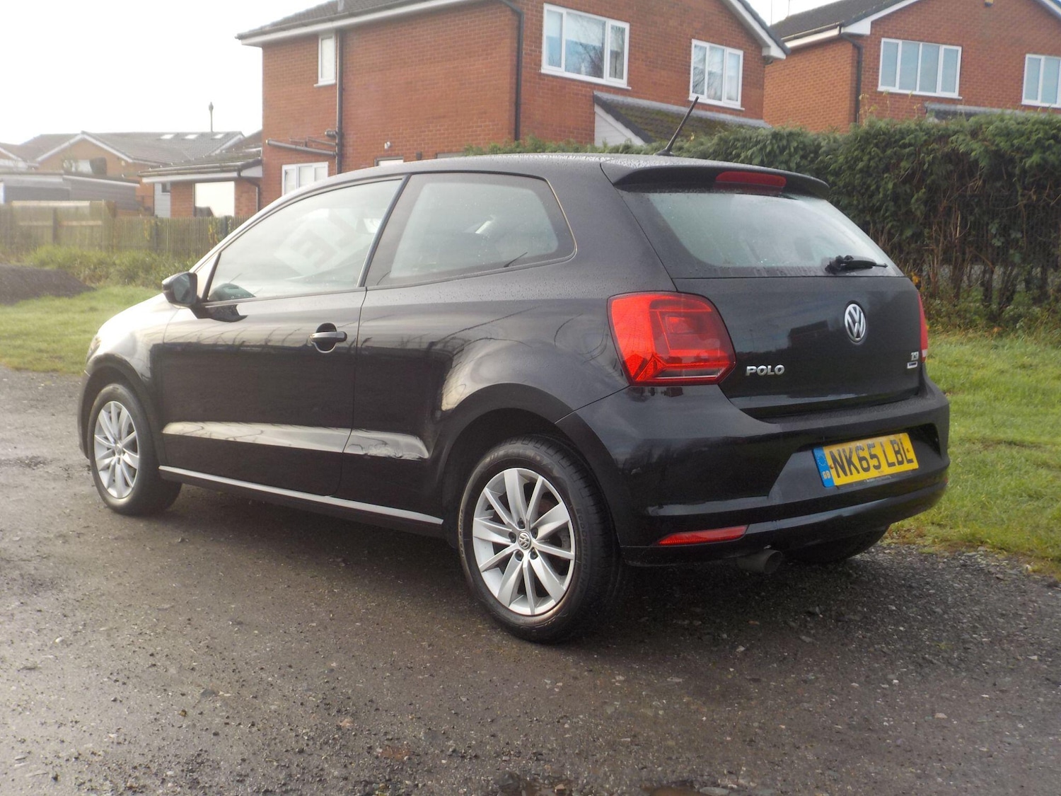 Used Volkswagen Polo 2015 for sale - 76965298: Photo 3