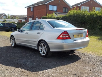 Used Mercedes-Benz C Class 2005 for sale - 79452974: Photo