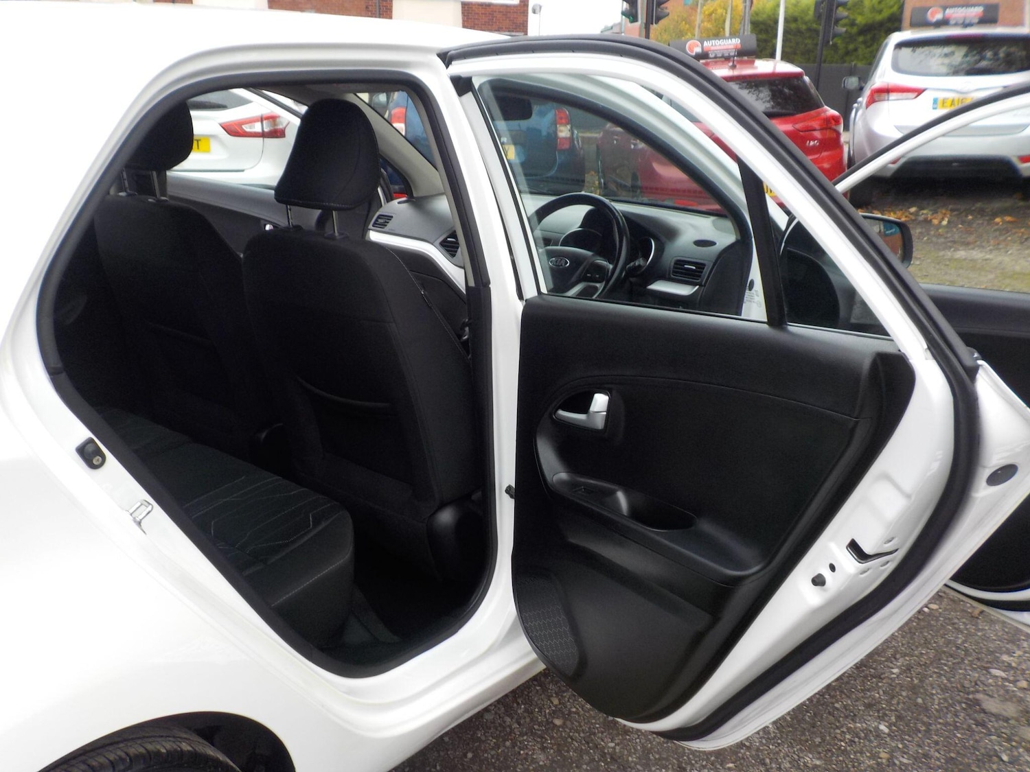 Used Kia Picanto 2016 for sale - 76992612: Photo 20