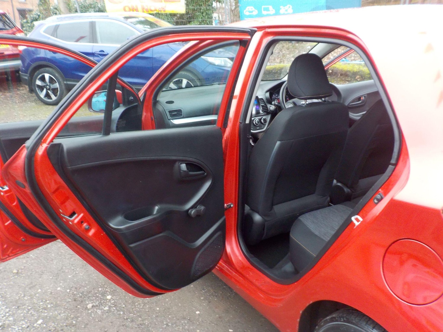 Used Kia Picanto for sale - 77441411: Photo 24