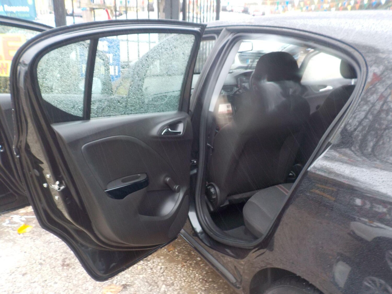 Used Vauxhall Corsa 2015 for sale - 76381234: Photo 21