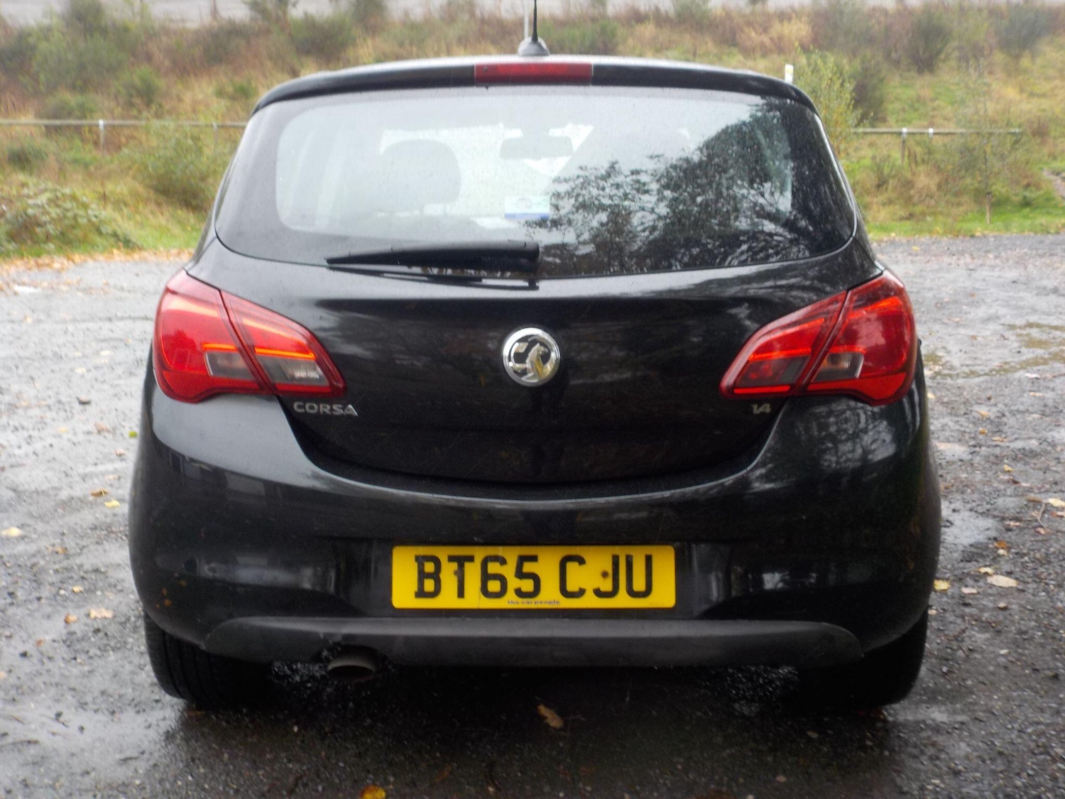 Used Vauxhall Corsa 2015 for sale - 76381234: Photo 4