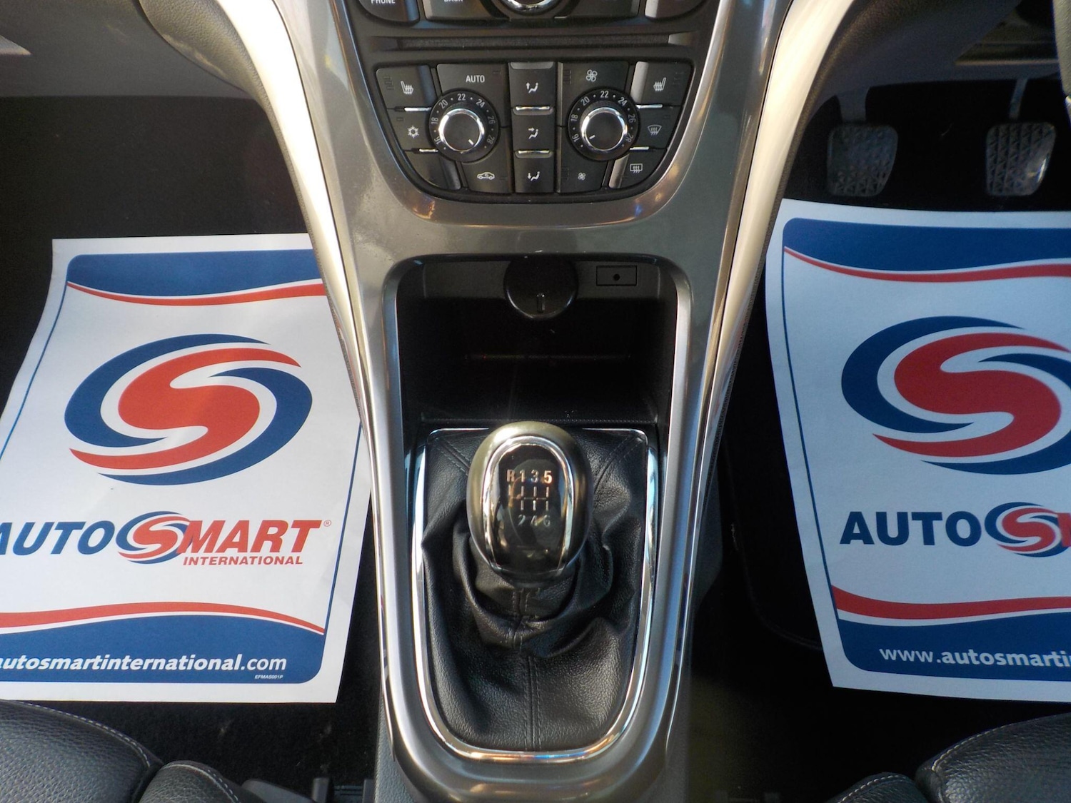 Used Vauxhall Astra for sale - 77824239: Photo 15