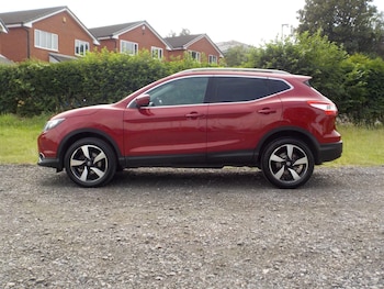Used Nissan Qashqai 2017 for sale - 79158110: Photo