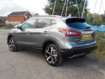 Used Nissan Qashqai 2017 for sale - 76457017: Photo